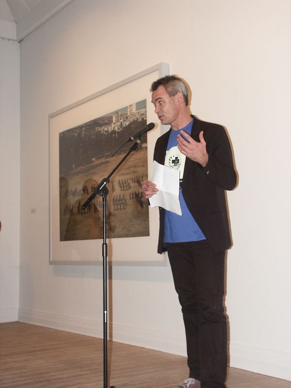 Curator Henrik Broch-Lips at the opening of the exhibition "Irwin - STATE IN TIME"
