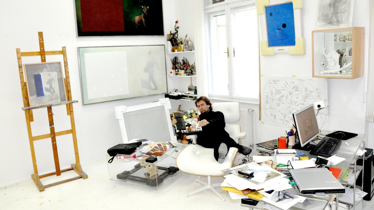 Roman Uranjek at his studio. Photo by Haris Hararis, 2009